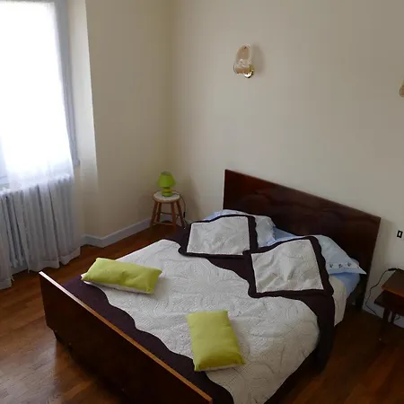 L'acacia Du Rouergue La Rouquette