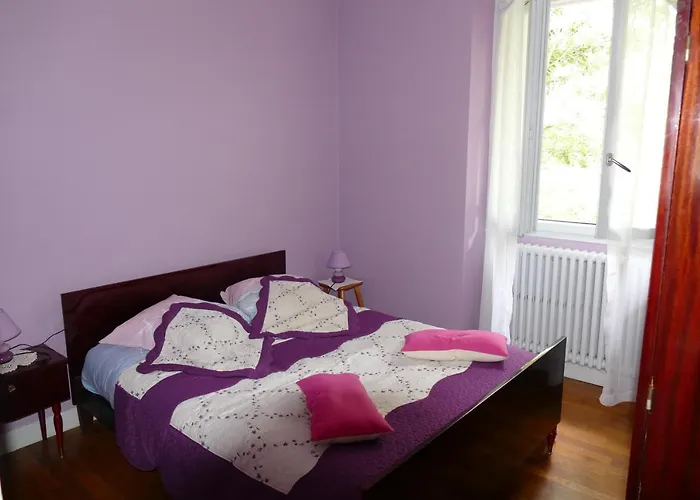 L'acacia Du Rouergue La Rouquette